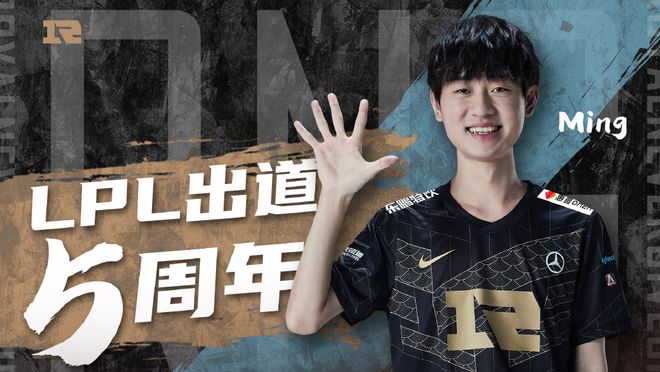 书写更加辉 书写更加辉