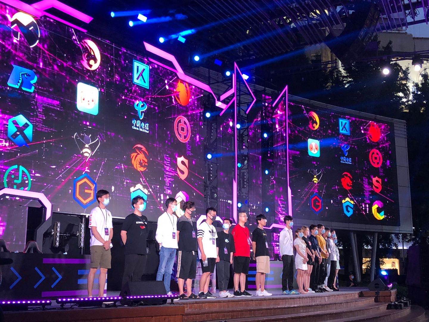 帕尔马以2 帕尔马以2